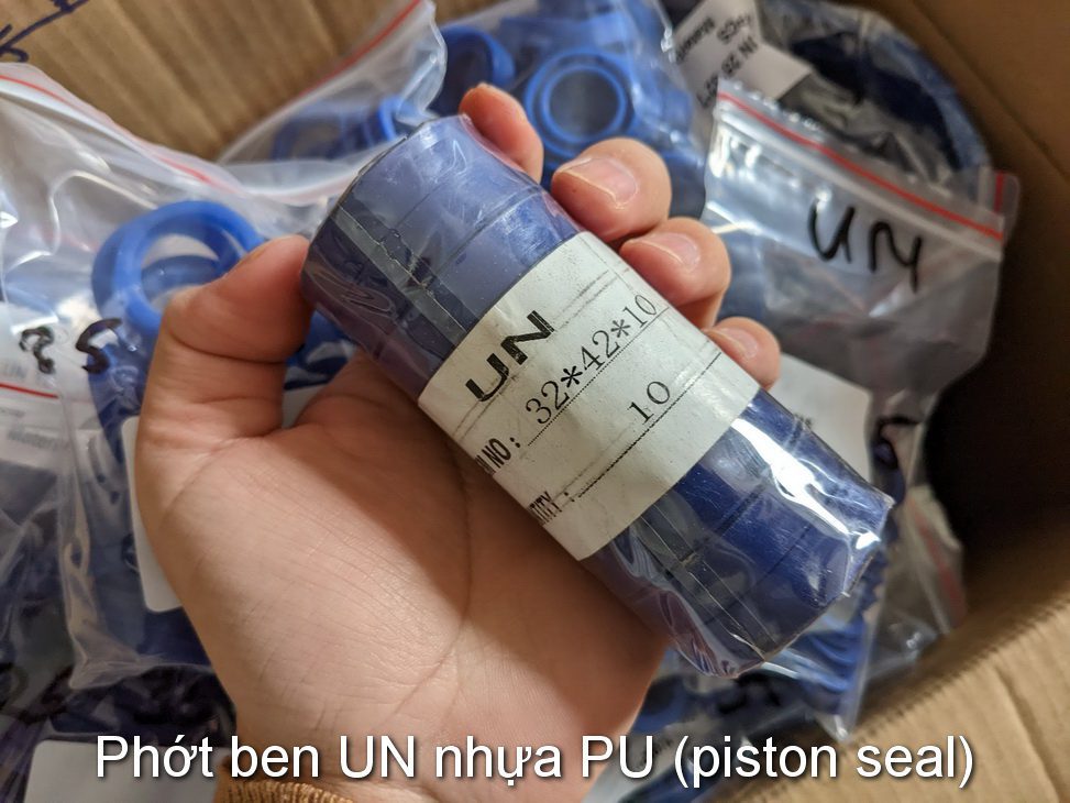 Ben nhựa UN